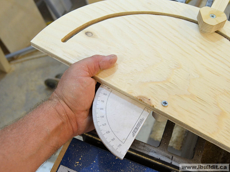 Easy To Make Cutting Guide IBUILDIT.CA
